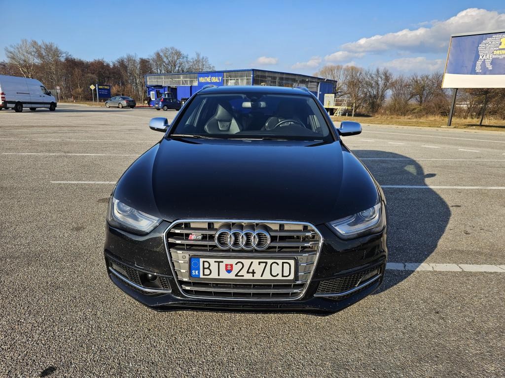 Audi S4 3.0 TFSI V6 quattro S tronic