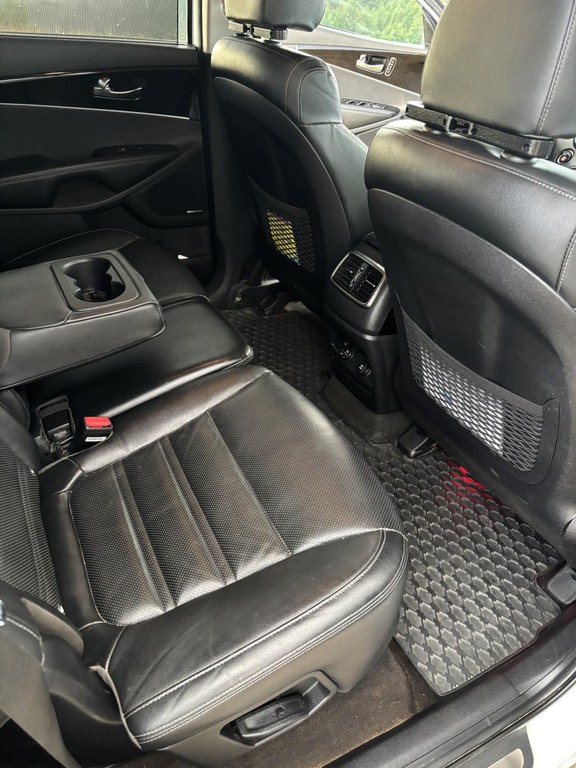 KIA Sorento 2.2 CRDi Platinum A/T