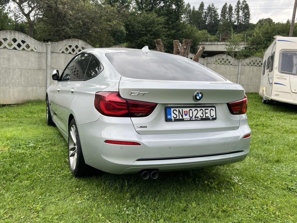 BMW rad 3 320d Sport Line A/T