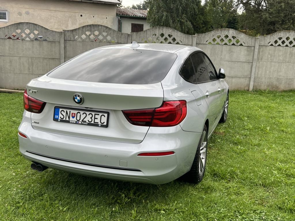BMW rad 3 320d Sport Line A/T
