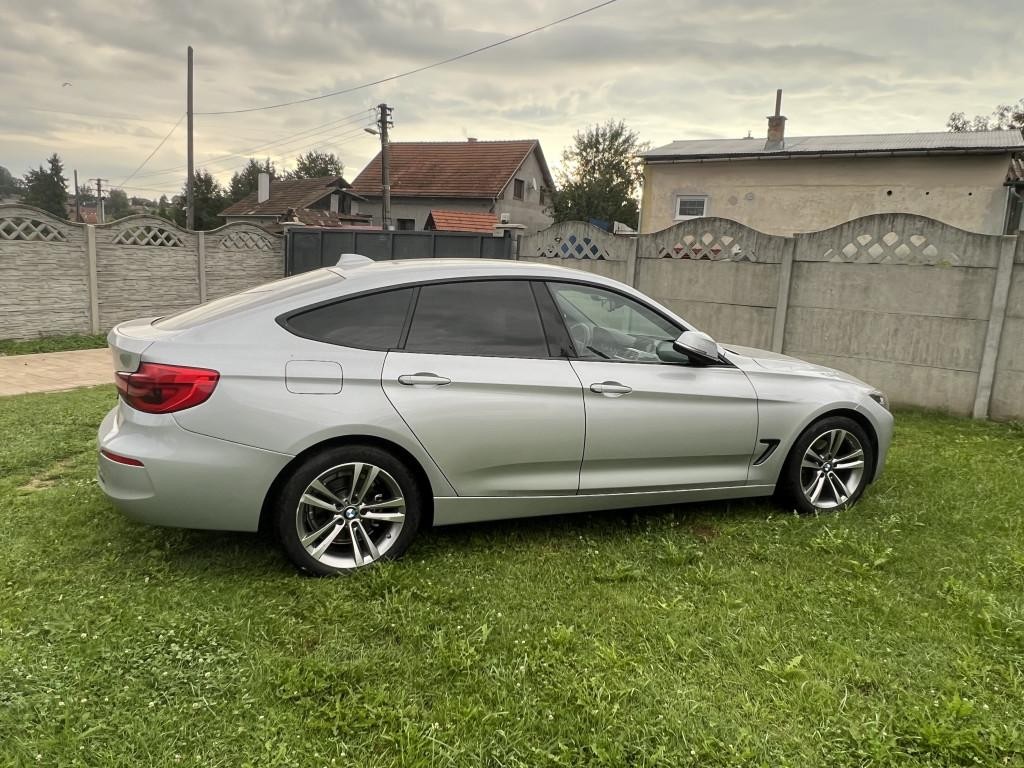 BMW rad 3 320d Sport Line A/T