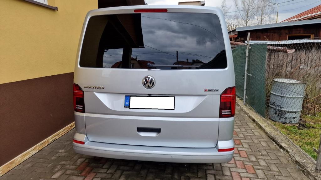 Volkswagen T6 Multivan 4motion. 110kw. DSG Automat