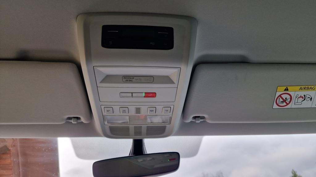 Volkswagen T6 Multivan 4motion. 110kw. DSG Automat
