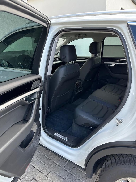 Volkswagen Touareg 3.0 V6 TDI SCR Elegance 4Motion Tiptronic
