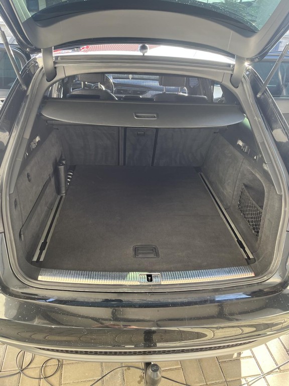 Audi A6 Avant 3.0 TDI DPF quattro S tronic