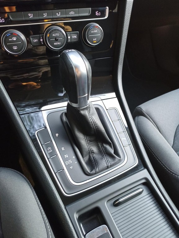 Volkswagen Golf Variant 1.6 TDI BMT 115k Highline DSG