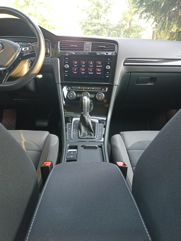 Volkswagen Golf Variant 1.6 TDI BMT 115k Highline DSG