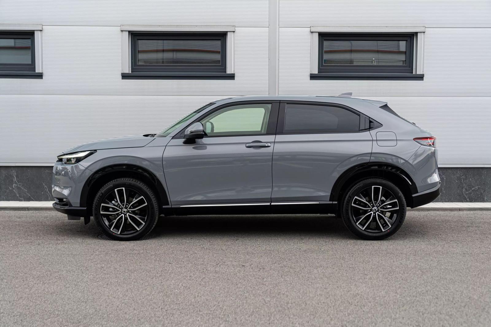 HR-V e:HEV 1,5 i-MMD   ADVANCE