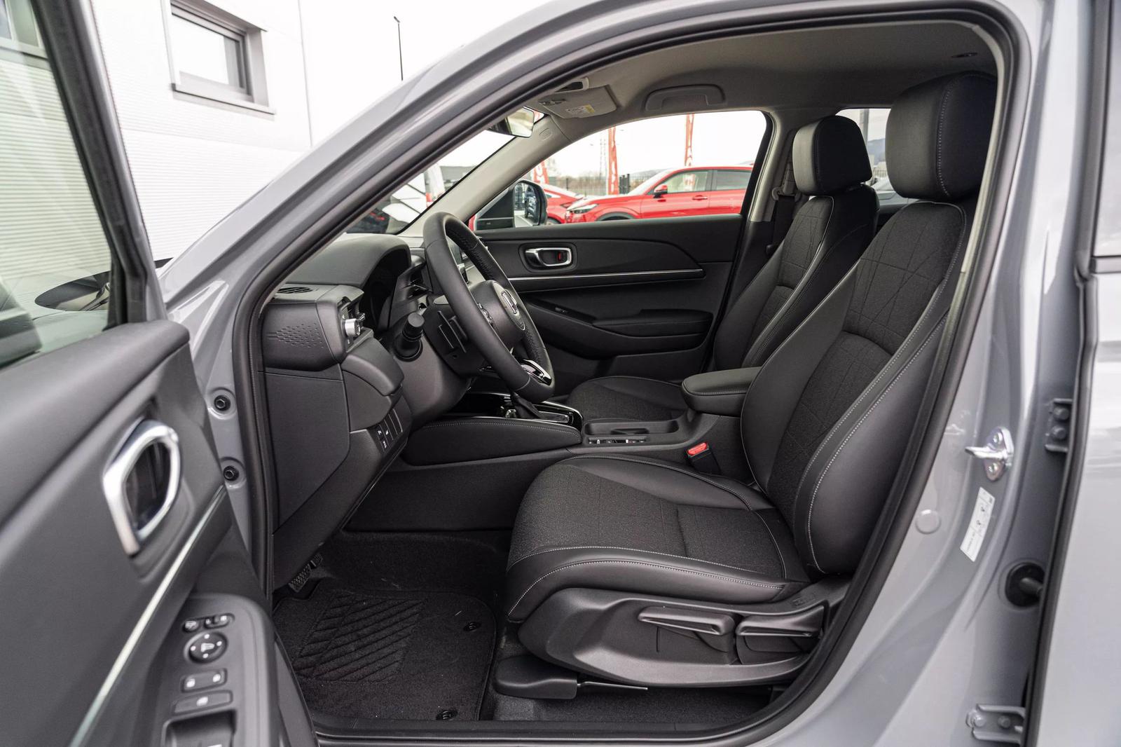 HR-V e:HEV 1,5 i-MMD   ADVANCE