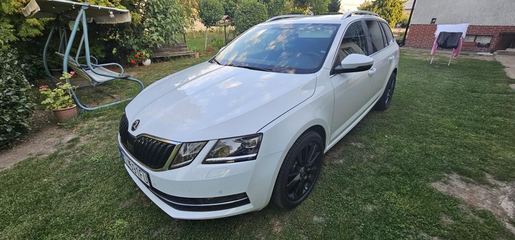 Škoda Octavia Combi 2.0 TDI Style DSG
