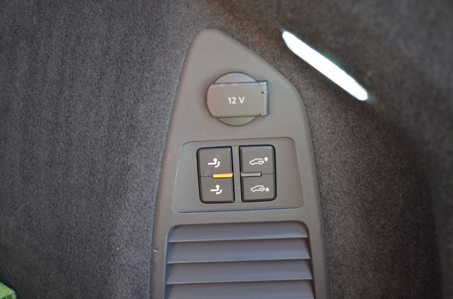 Volkswagen Touareg 3.0 TDI 170kw, AT/8