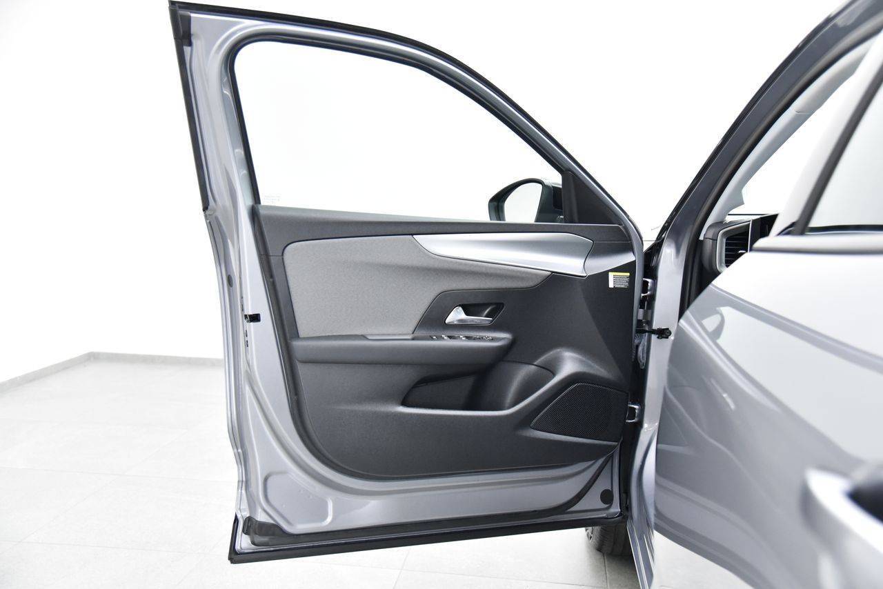 Opel Mokka-e A/T, LED, Kamera, Tempomat, Tep.čerpadlo, Vyhr. volant+sedadla