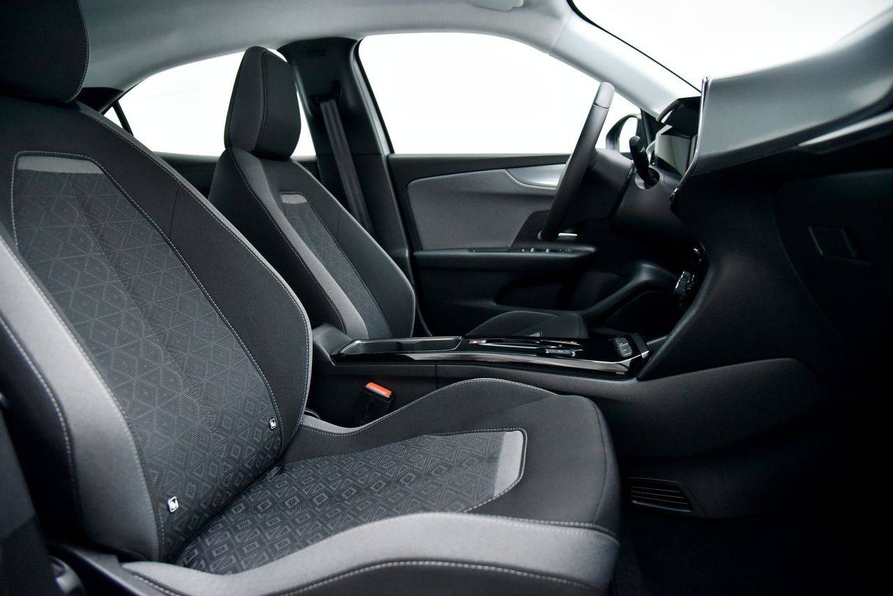 Opel Mokka-e A/T, LED, Kamera, Tempomat, Tep.čerpadlo, Vyhr. volant+sedadla