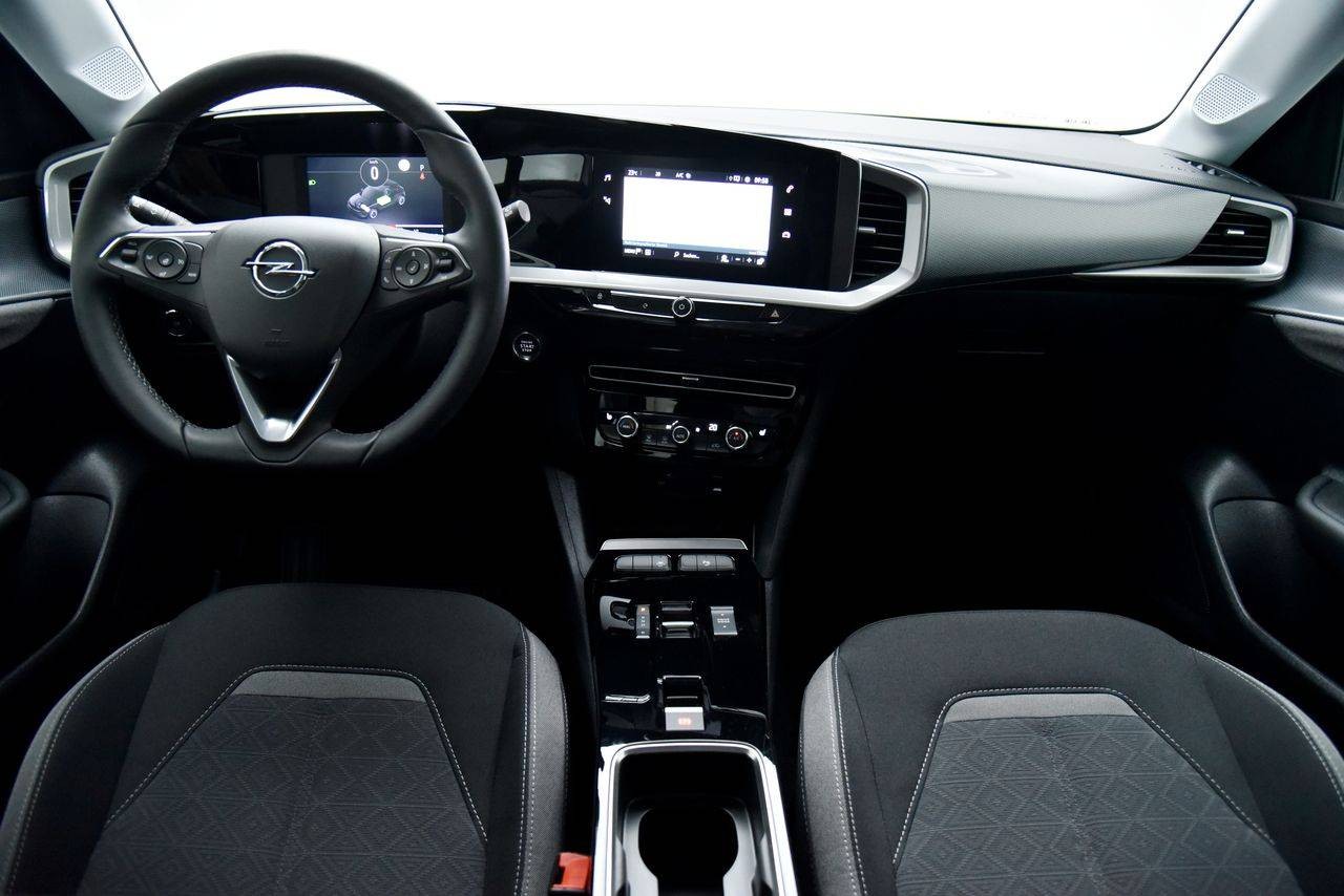 Opel Mokka-e A/T, LED, Kamera, Tempomat, Tep.čerpadlo, Vyhr. volant+sedadla