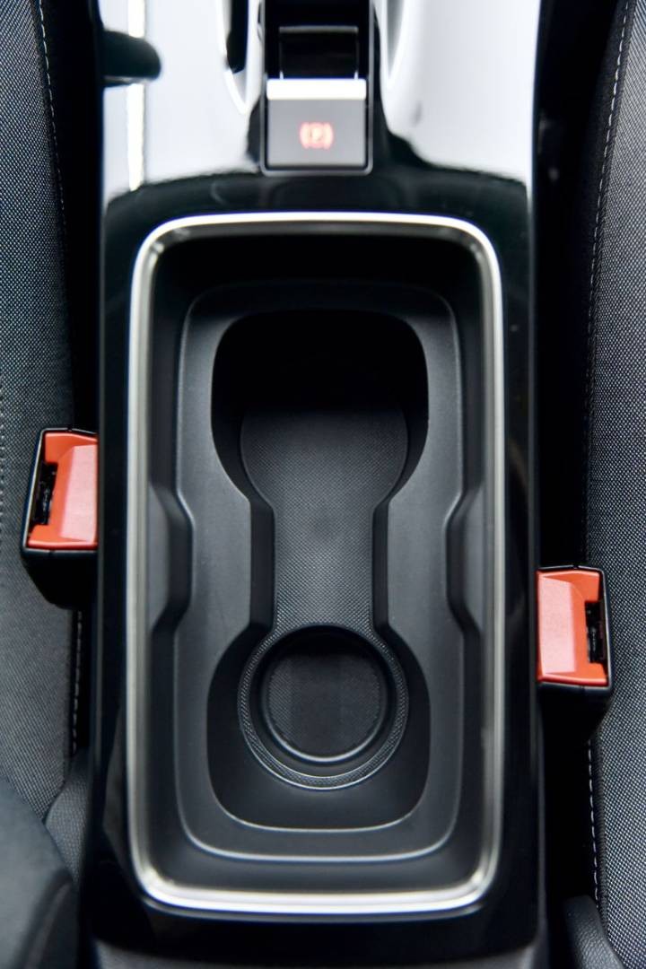 Opel Mokka-e A/T, LED, Kamera, Tempomat, Tep.čerpadlo, Vyhr. volant+sedadla