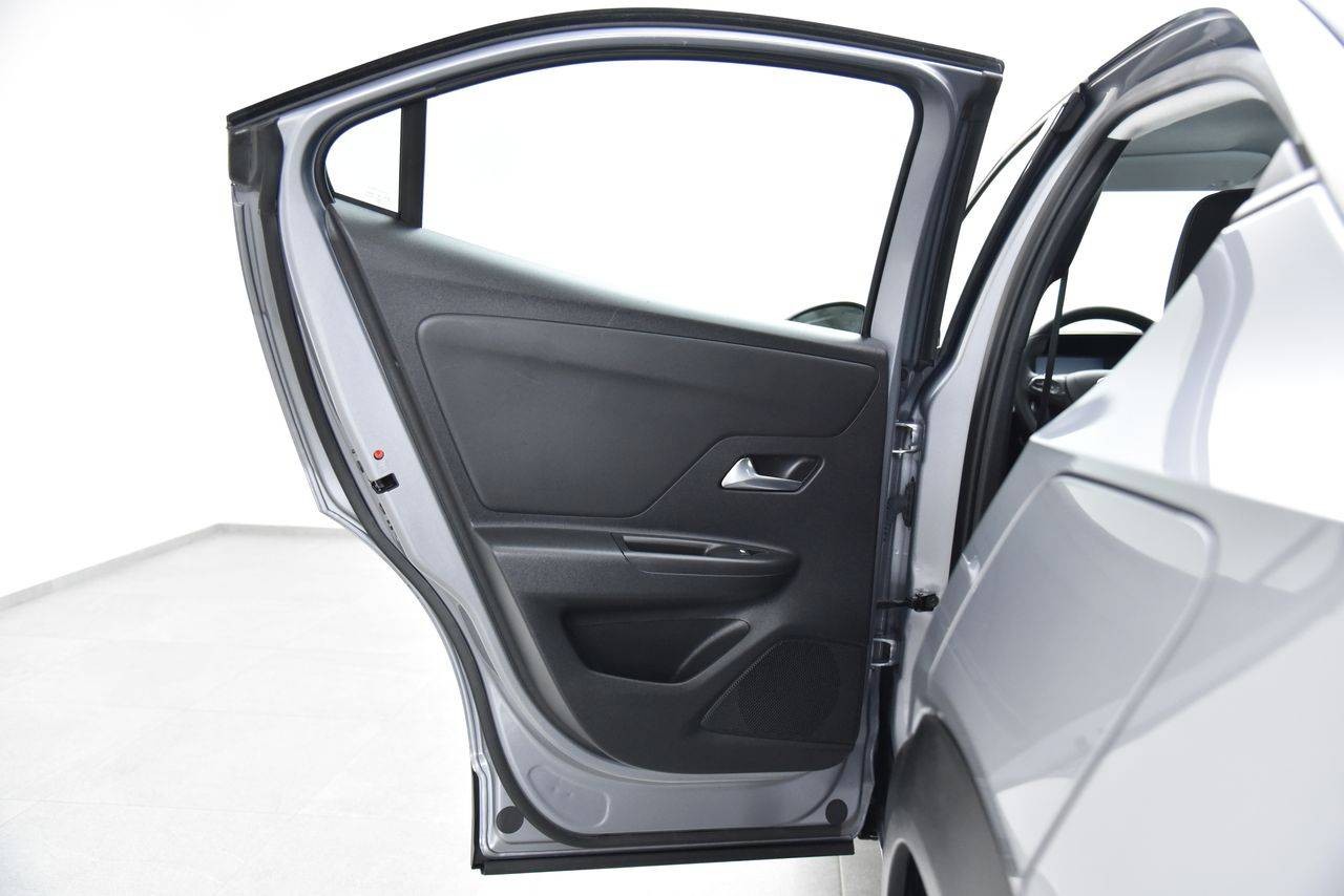 Opel Mokka-e A/T, LED, Kamera, Tempomat, Tep.čerpadlo, Vyhr. volant+sedadla