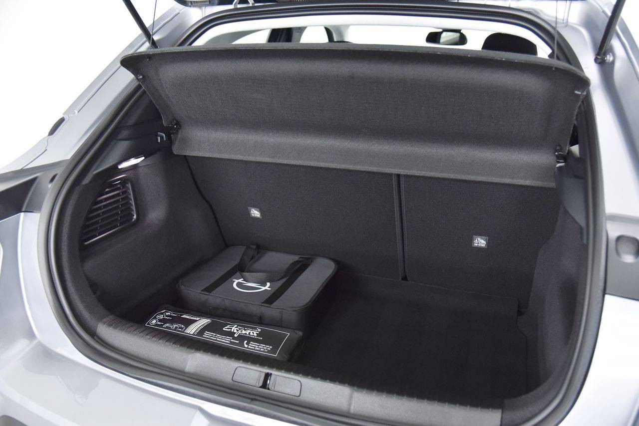 Opel Mokka-e A/T, LED, Kamera, Tempomat, Tep.čerpadlo, Vyhr. volant+sedadla