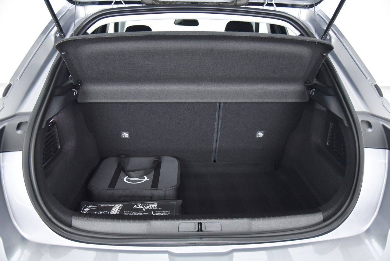 Opel Mokka-e A/T, LED, Kamera, Tempomat, Tep.čerpadlo, Vyhr. volant+sedadla