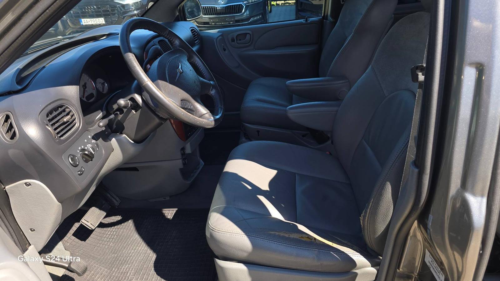 Chrysler Voyager Voyader  2.8crdi  110 kw