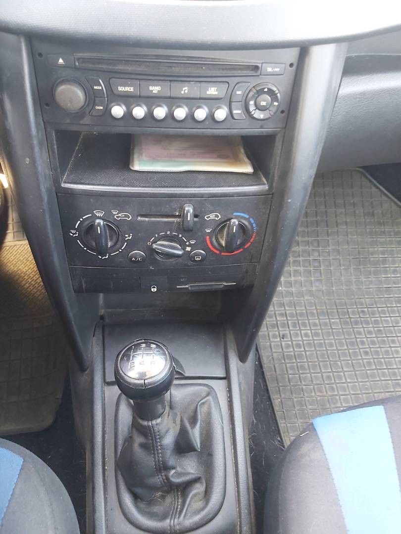 Peugeot 207 1.4e Slovakia Globe