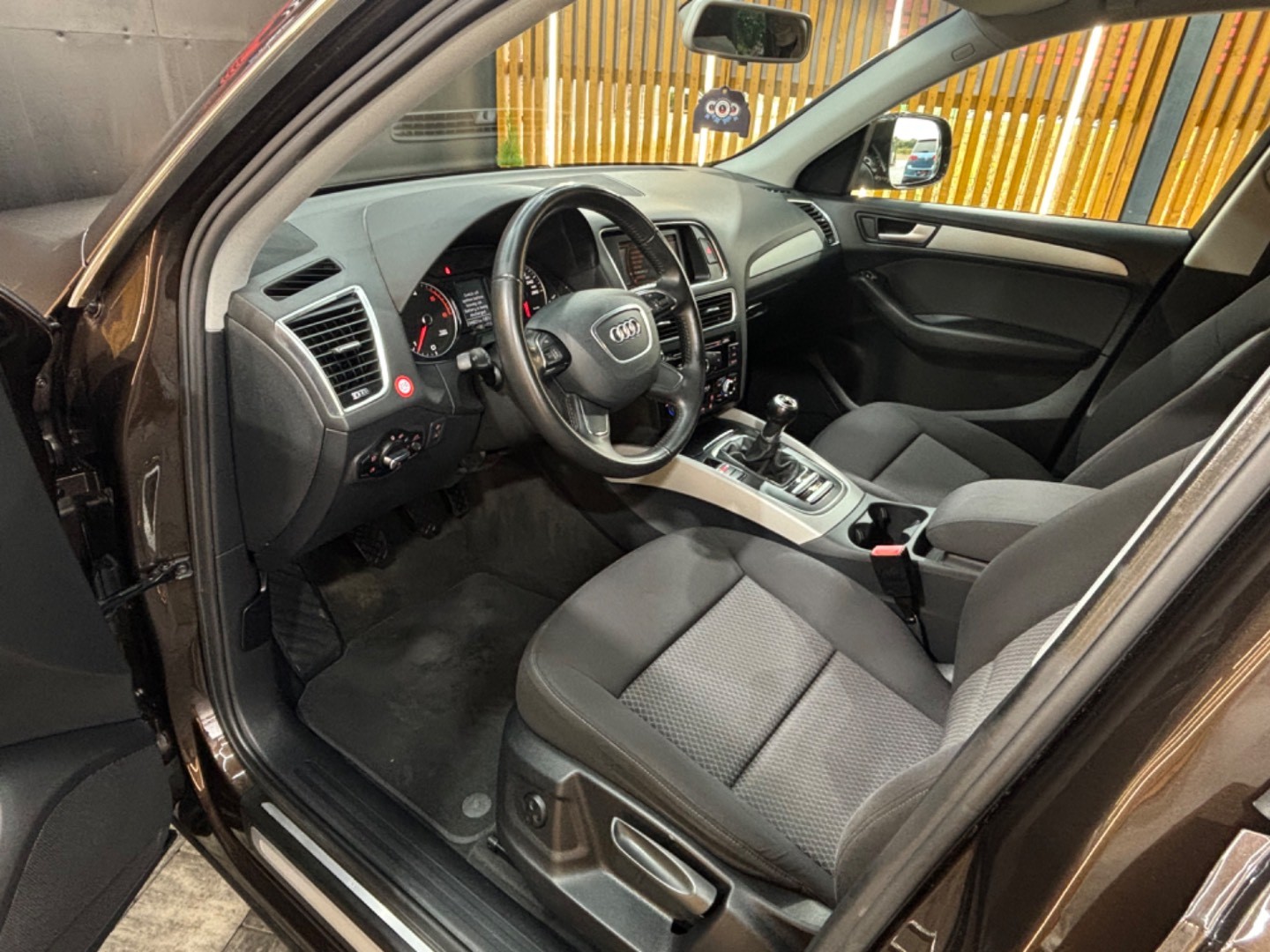 Audi Q5 2.0 TDI 143k DPF