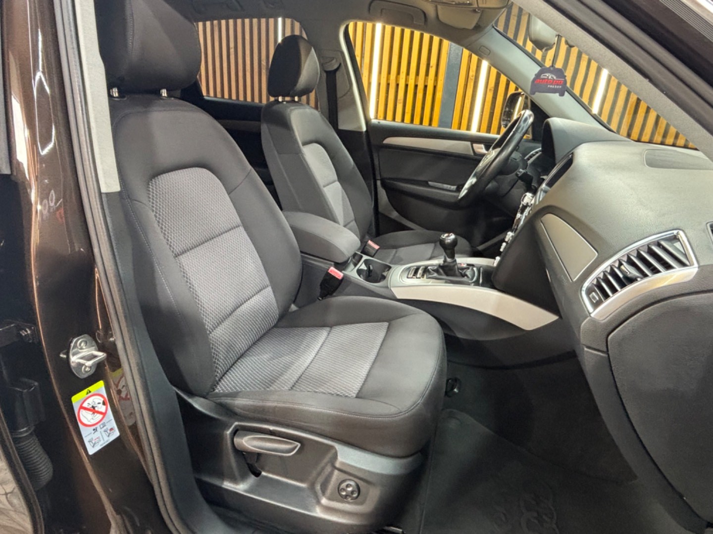 Audi Q5 2.0 TDI 143k DPF