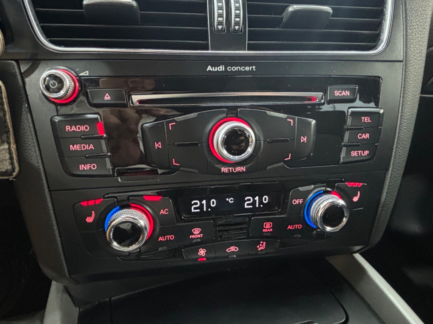 Audi Q5 2.0 TDI 143k DPF