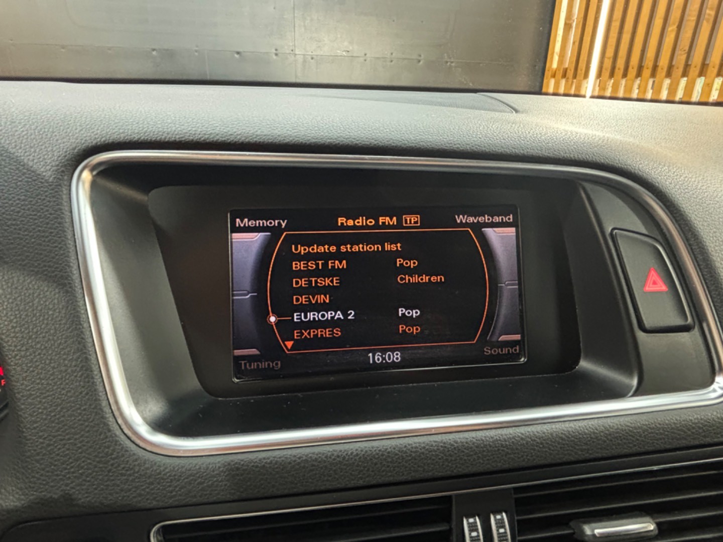 Audi Q5 2.0 TDI 143k DPF