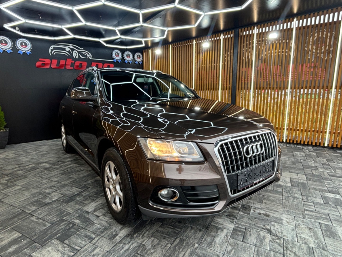 Audi Q5 2.0 TDI 143k DPF