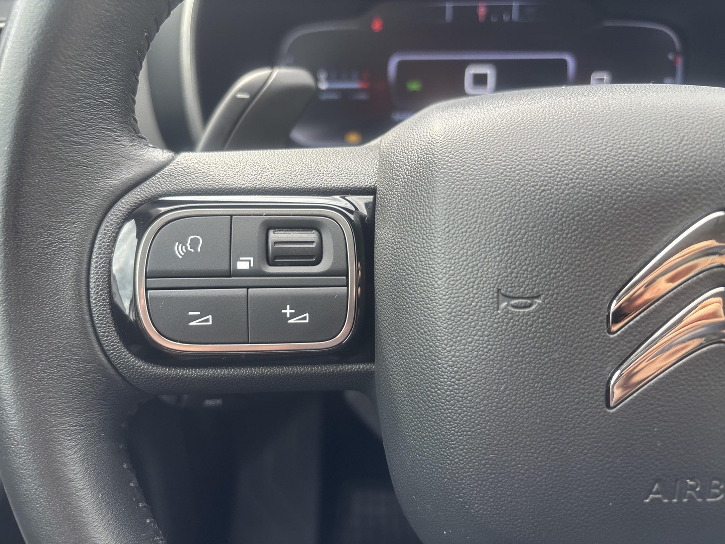 Citroën C5 Aircross CITROEN C5 AIRCROSS PureTech 180 S&S EAT8 FEEL