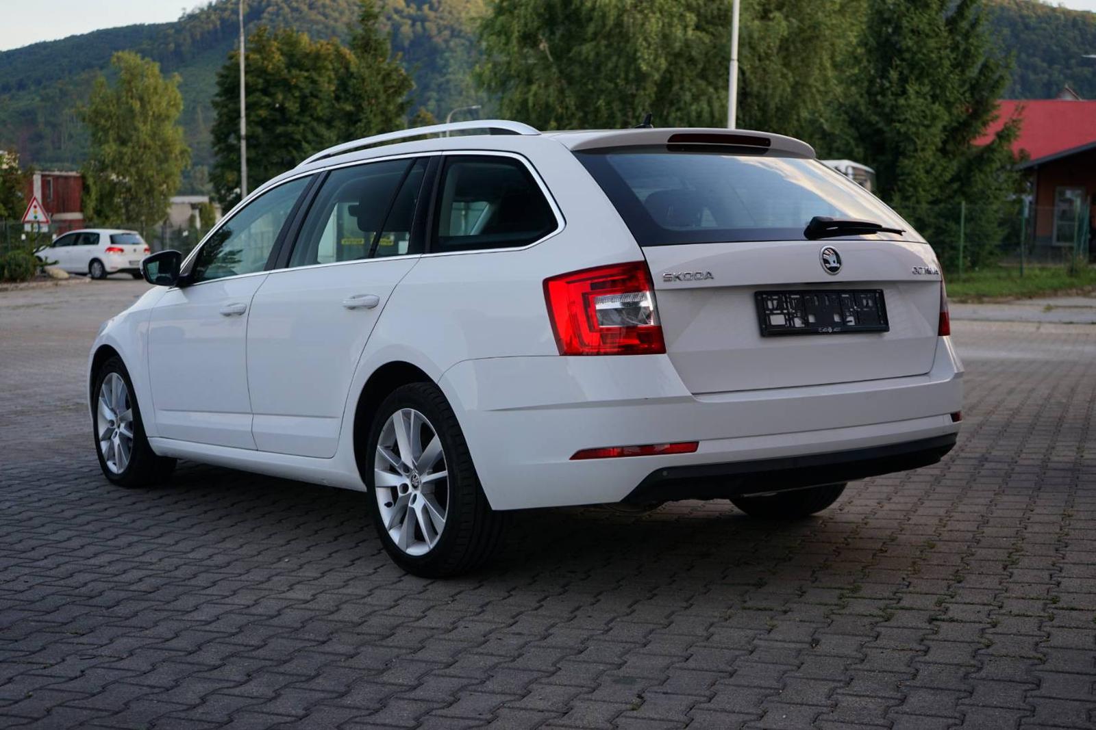 Škoda Octavia Combi 2.0 TDI Style DSG