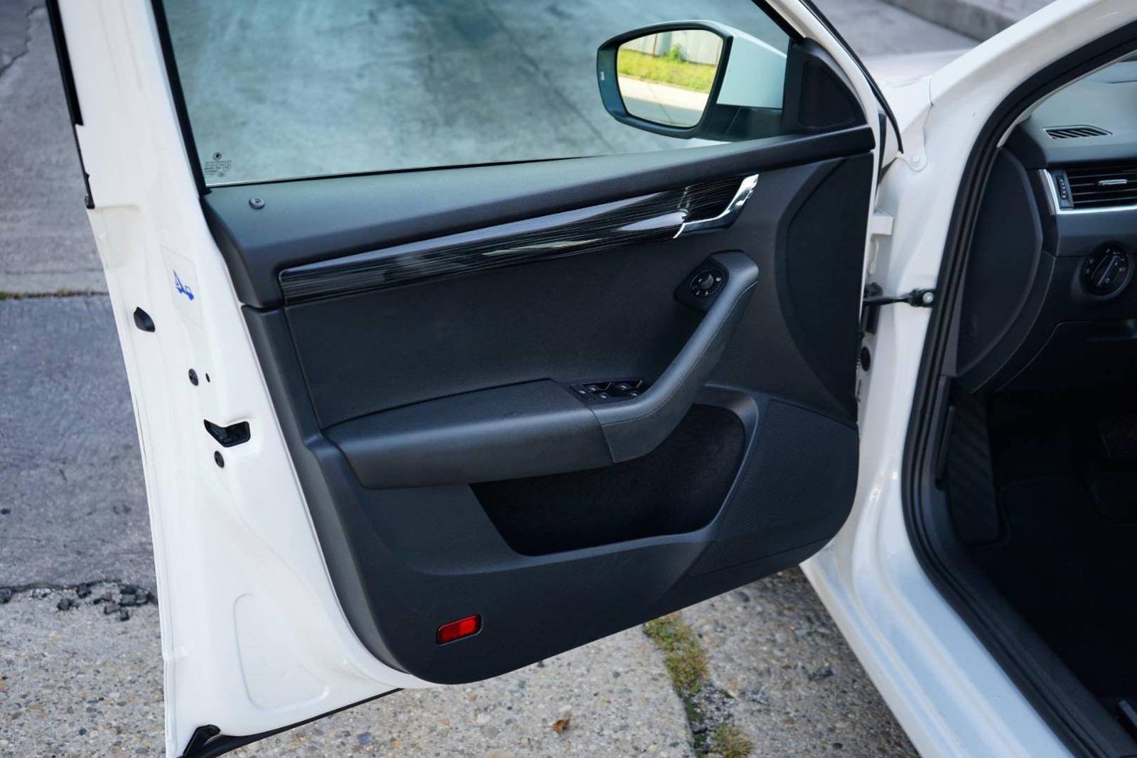 Škoda Octavia Combi 2.0 TDI Style DSG