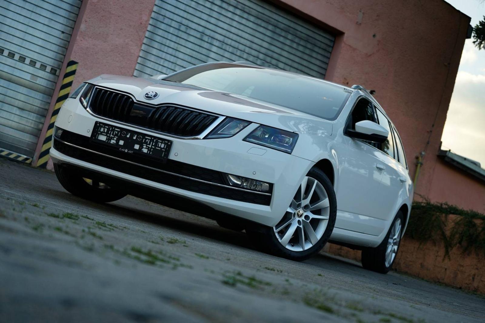 Škoda Octavia Combi 2.0 TDI Style DSG