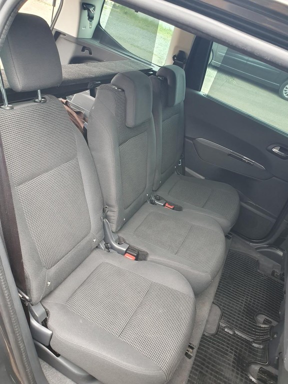 Peugeot 5008 2.0 BlueHDi STOP&START Allure