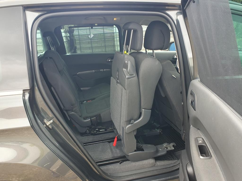 Peugeot 5008 2.0 BlueHDi STOP&START Allure