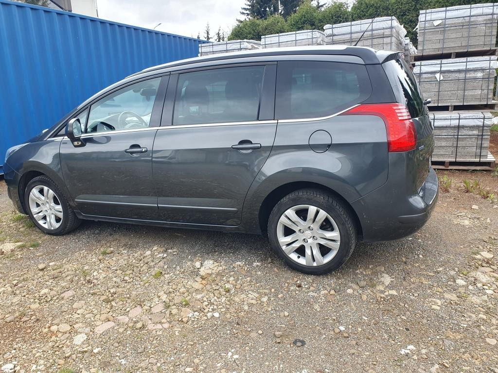 Peugeot 5008 2.0 BlueHDi STOP&START Allure
