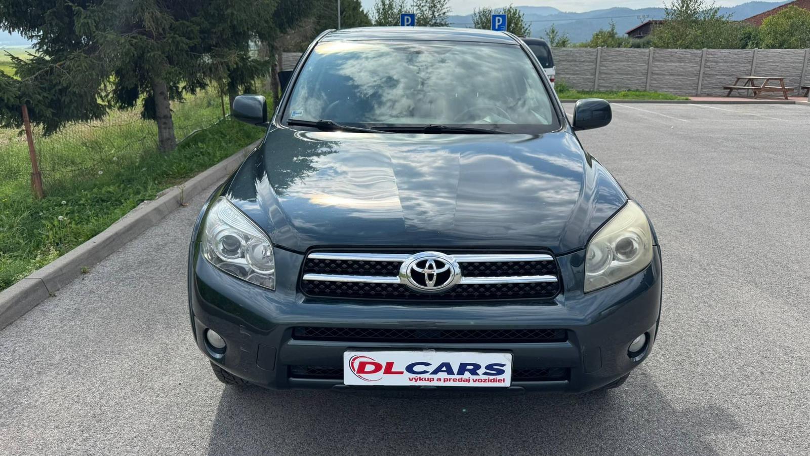 Toyota RAV4 2.2 D-4D 180  X