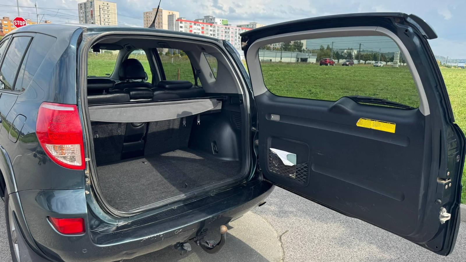 Toyota RAV4 2.2 D-4D 180  X