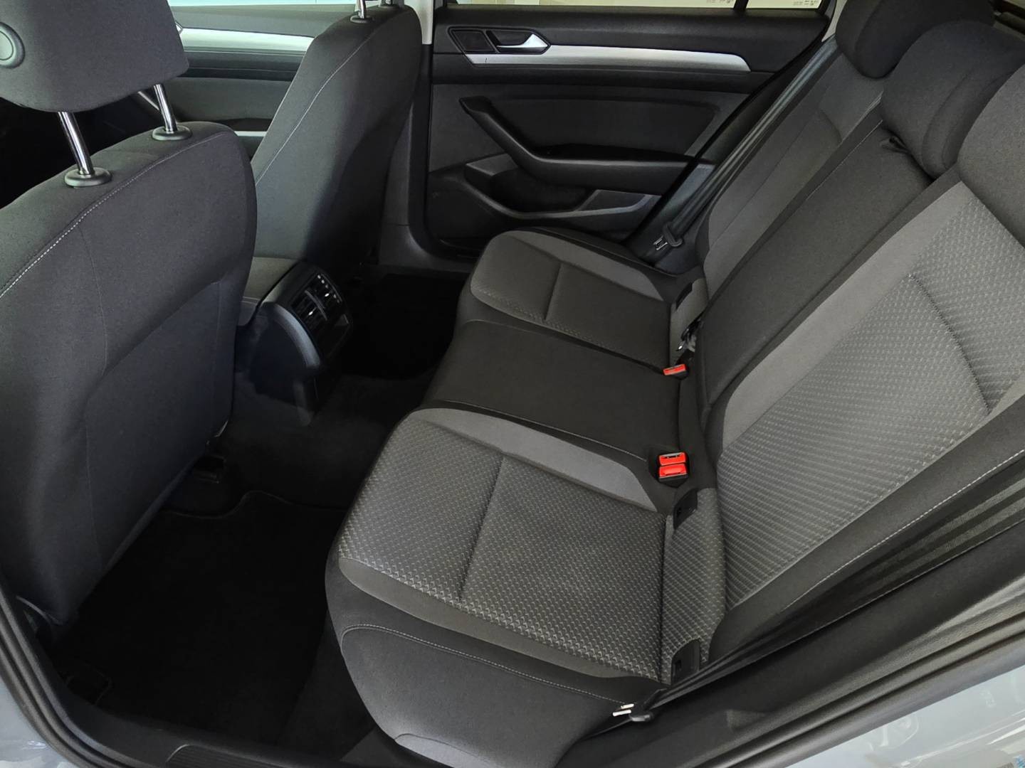 Volkswagen Passat Variant 2.0 TDI EVO Business DSG