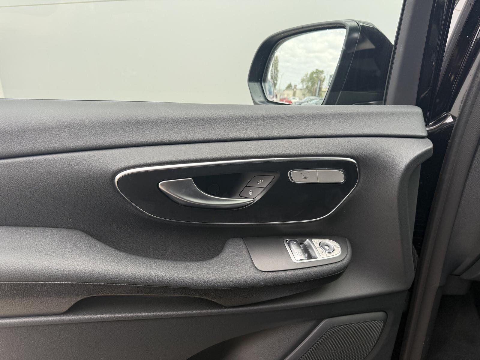 Mercedes-Benz Trieda V 300 d STYLE long