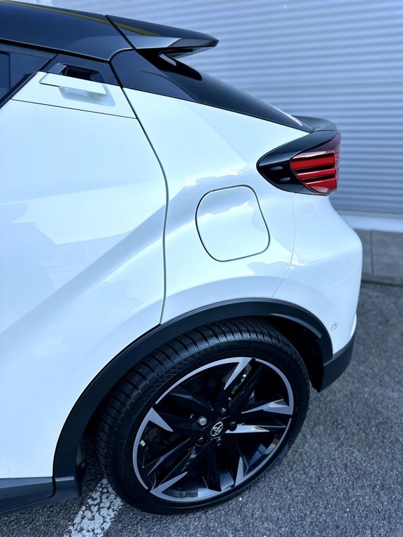 Toyota C-HR 1.8 Hybrid GR Sport Happy Edition E-CVT