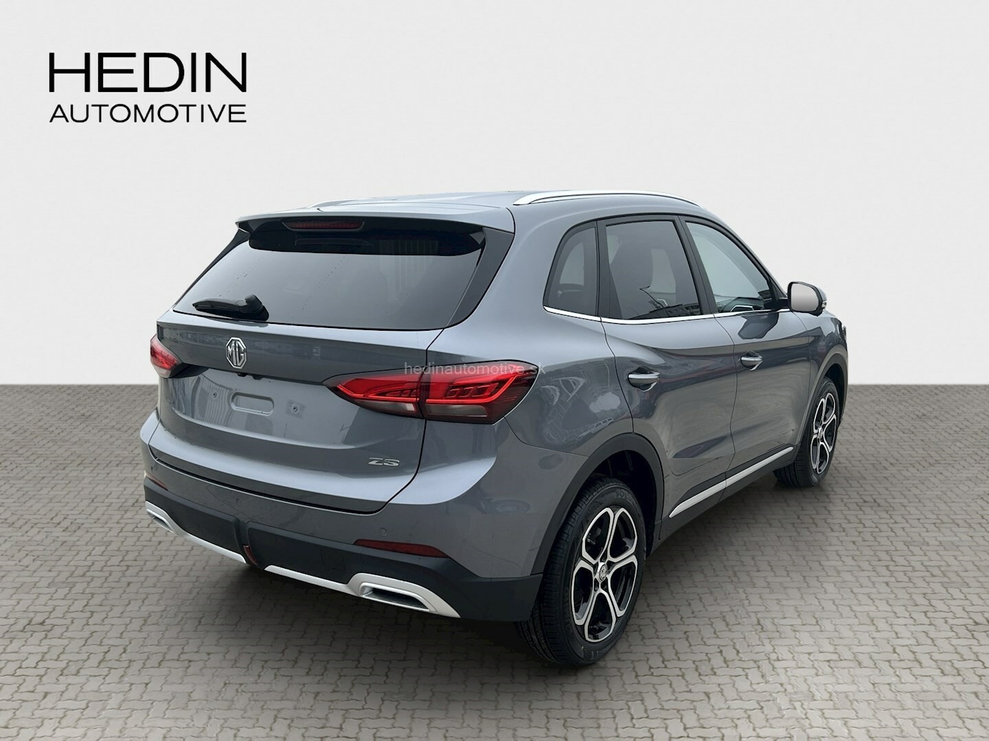 MG ZS 1.5 EMOTION 5MT