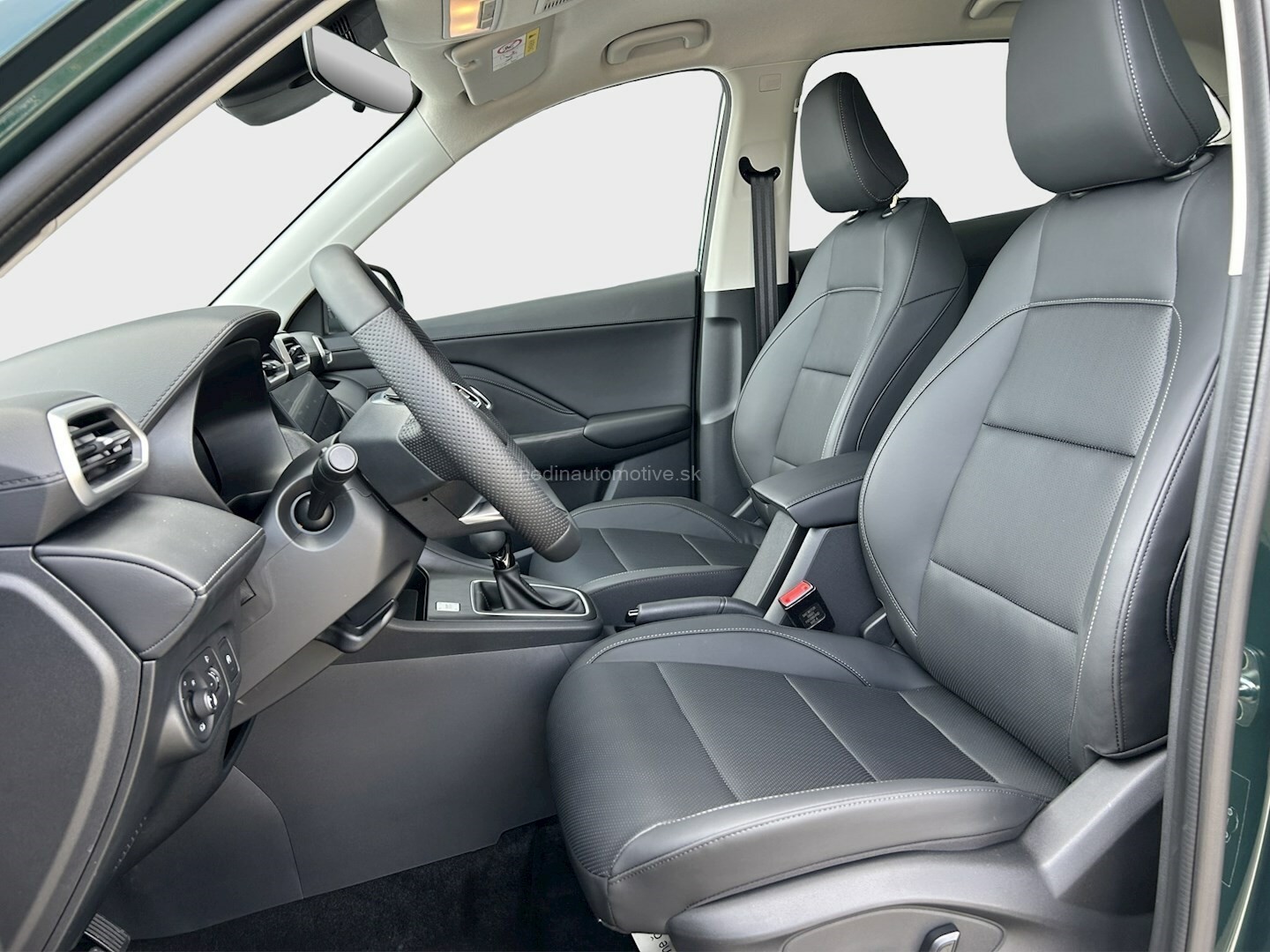 MG ZS 1.5 EMOTION 5MT