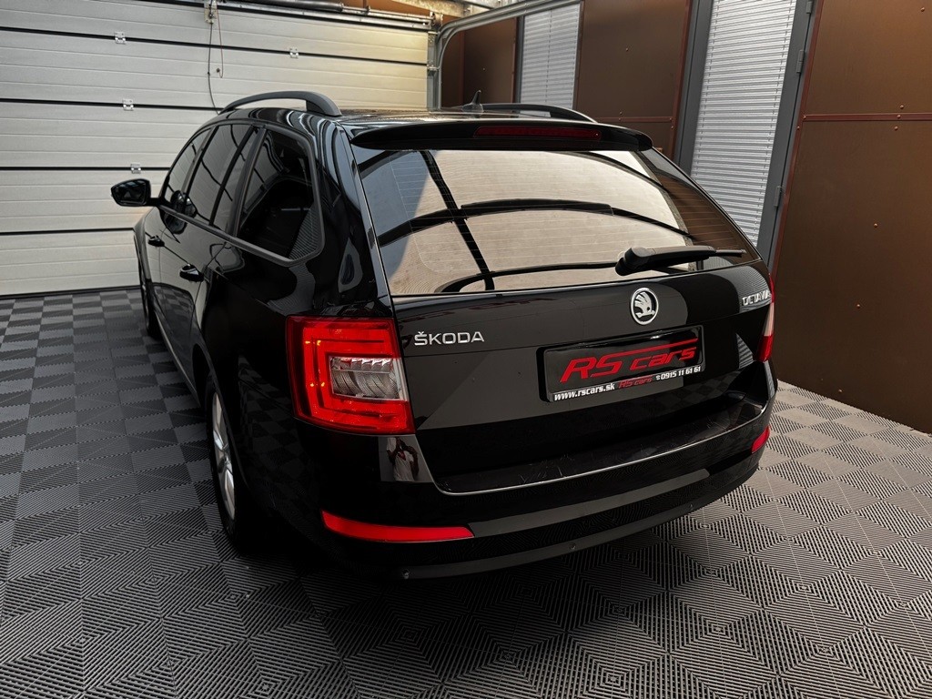Škoda Octavia Combi 2.0 TDI Ambition DSG