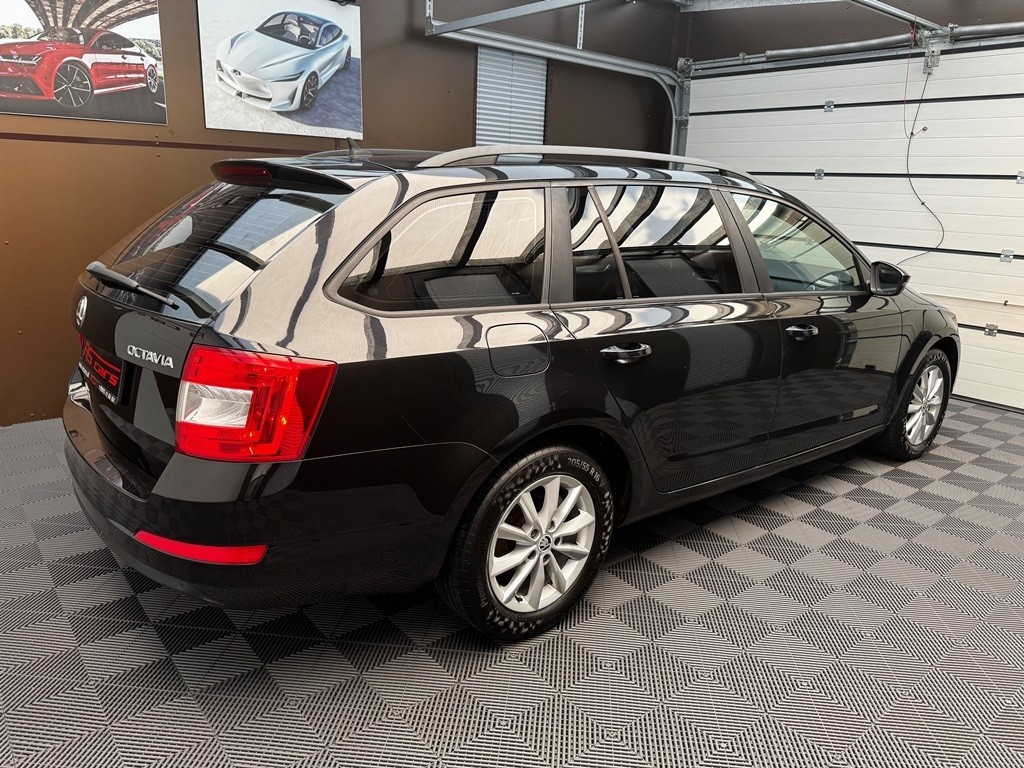 Škoda Octavia Combi 2.0 TDI Ambition DSG