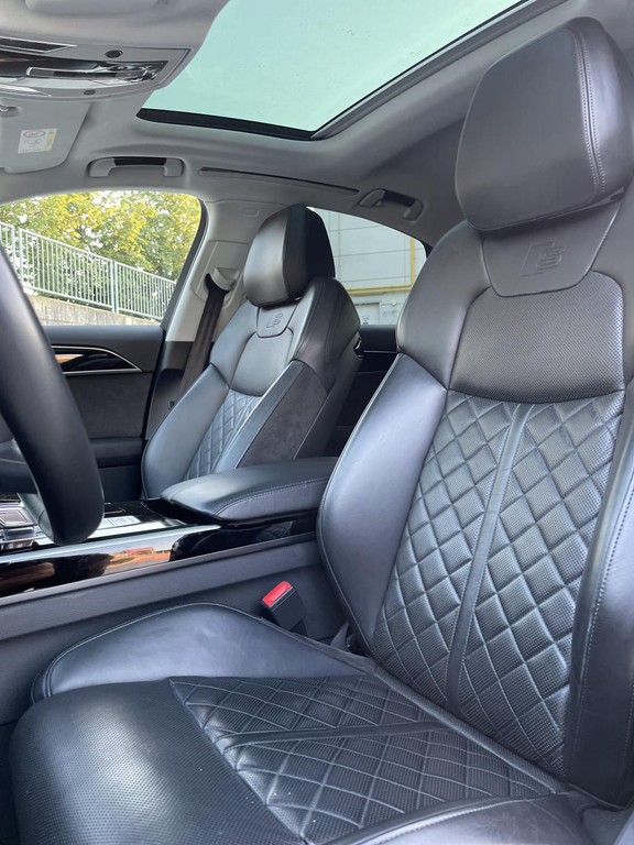 Audi A8 50 3.0 TDI V6 quattro tiptronic