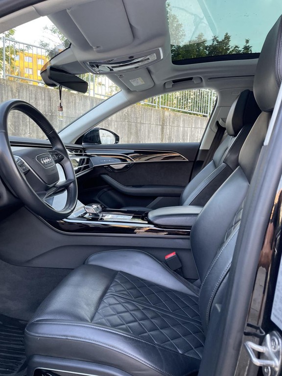Audi A8 50 3.0 TDI V6 quattro tiptronic