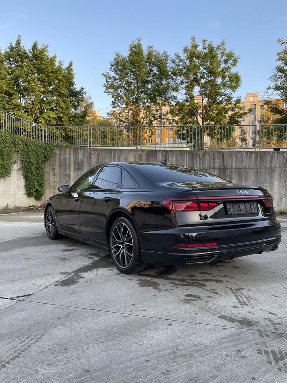 Audi A8 50 3.0 TDI V6 quattro tiptronic