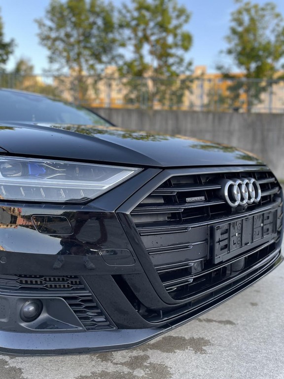 Audi A8 50 3.0 TDI V6 quattro tiptronic
