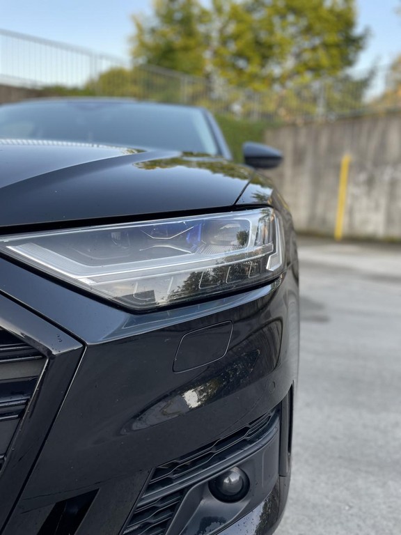 Audi A8 50 3.0 TDI V6 quattro tiptronic